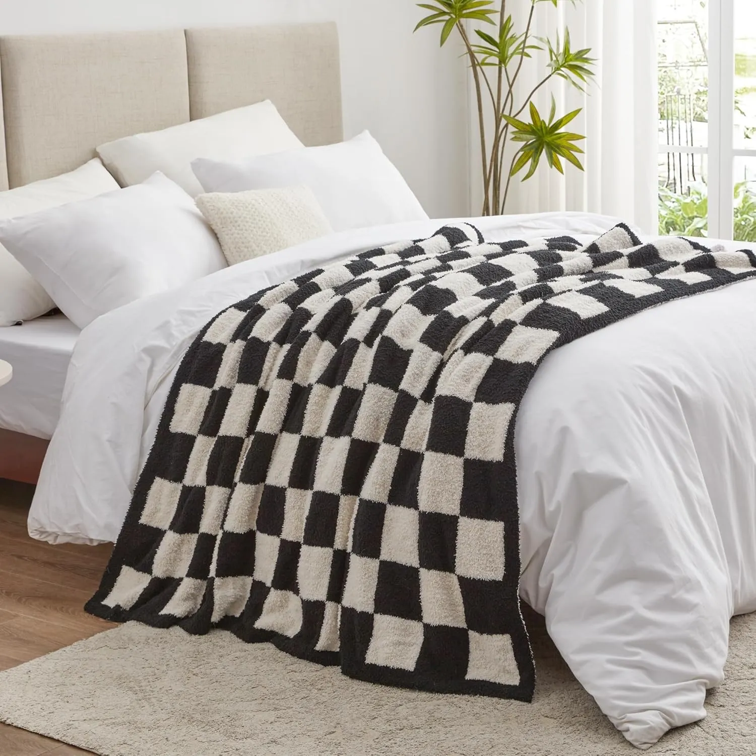 Checkered Knit Throw · Black — EXQ Home throw, photo 3