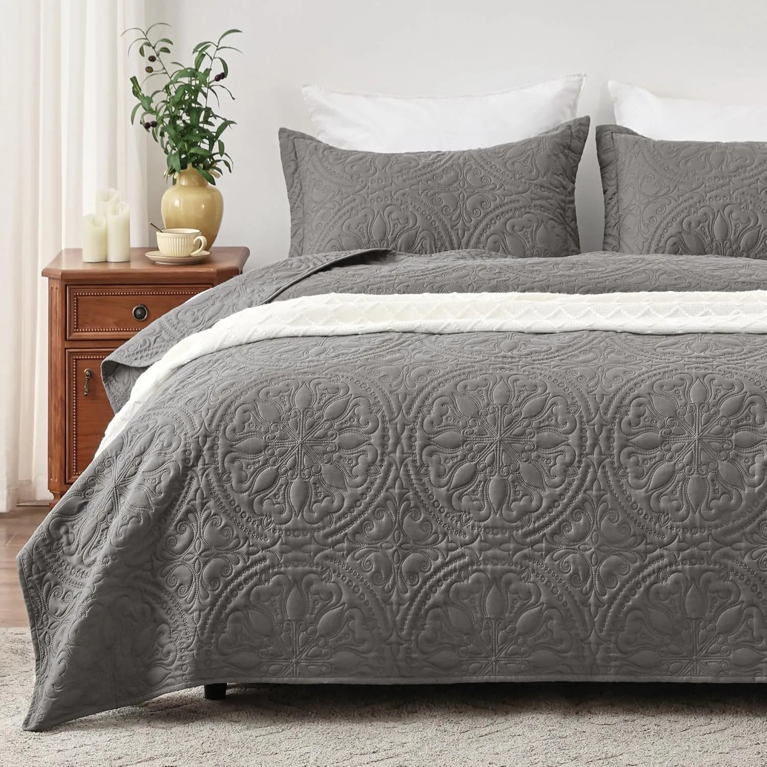 Mandala Flower Quilt Set · Grey — EXQ Home quilt, photo 4