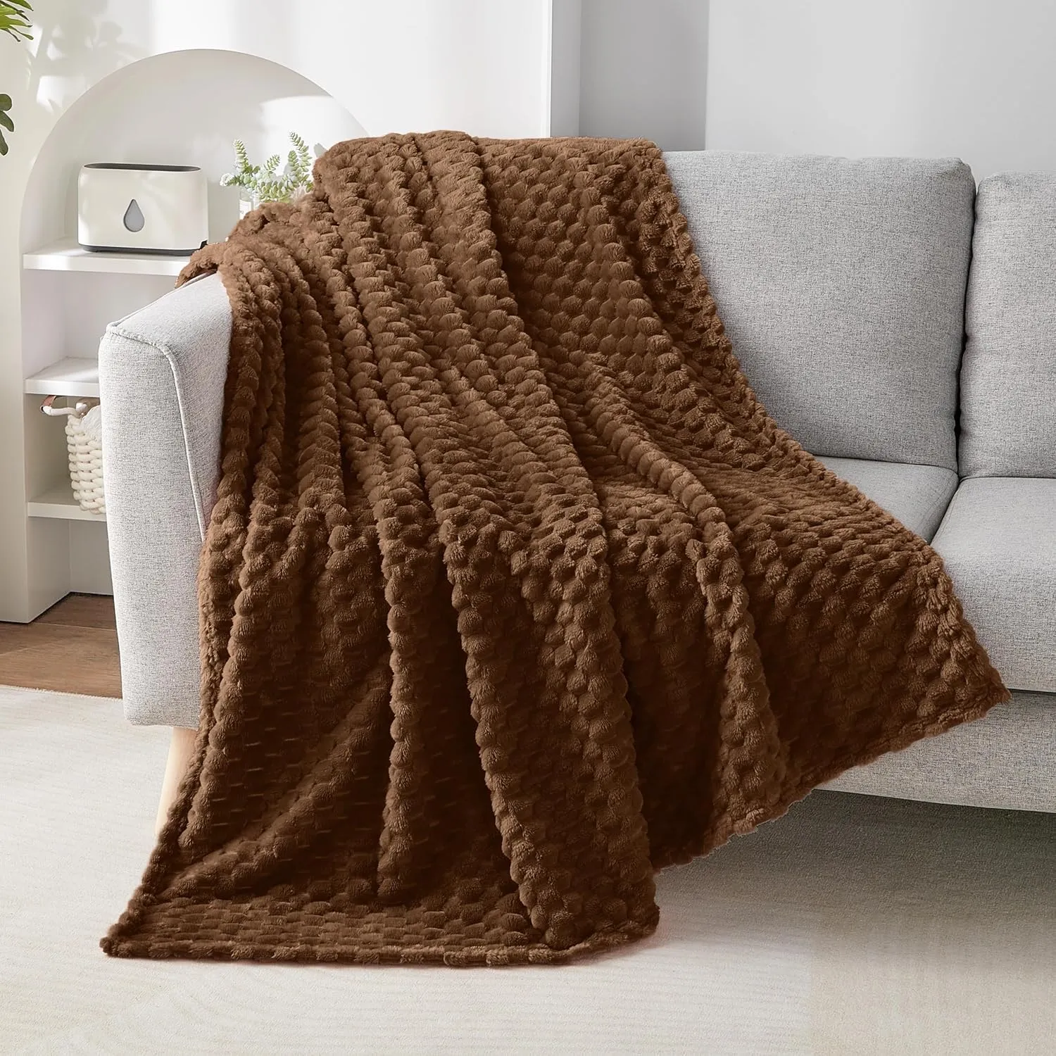 Turtle Shell Blanket · Coffee, Twin — EXQ Home throw, photo 4